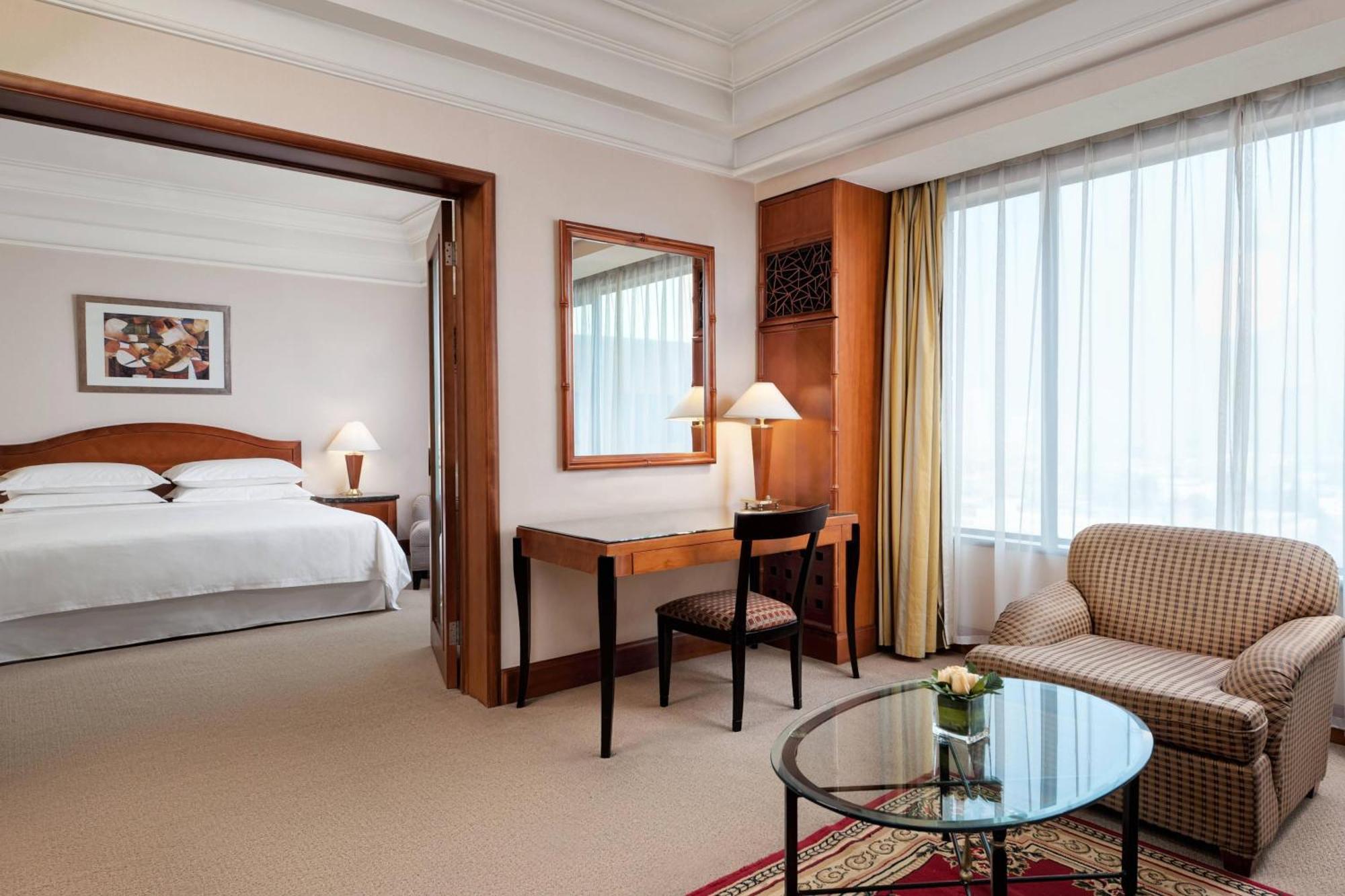 Sheraton Xi'An Hotel Exterior photo